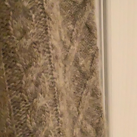 Abercrombie & Fitch Gray Cardigan Sweater - Picture 5 of 9